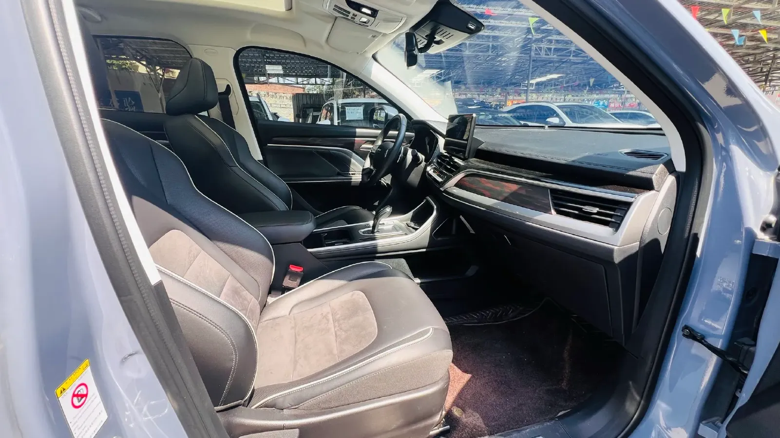 2021 Haval H6 2.0T 224HP L4 7DCT,autocango,china used car exporter,china ev exporter,chinese used car exporter,chinese used ev exporter