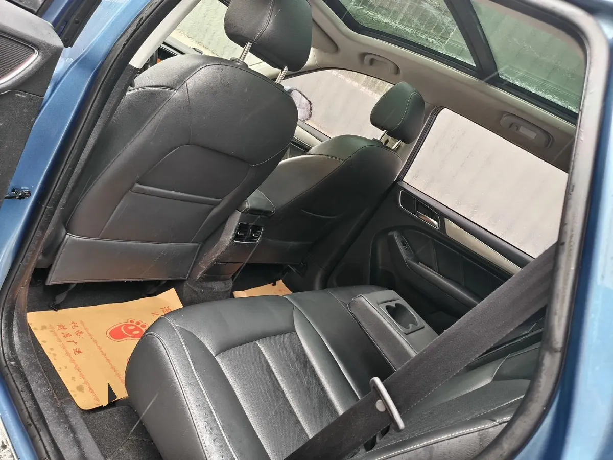 2018 Roewe RX5 1.5T 169HP L4 7DCT,autocango,china used car exporter,china ev exporter,chinese used car exporter,chinese used ev exporter