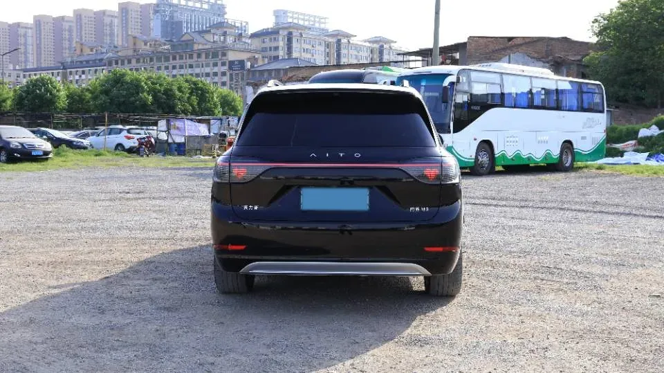 2024 AITO AITO M9 1.5T 152HP L4 REEV 42KWH,autocango,china used car exporter,china ev exporter,chinese used car exporter,chinese used ev exporter