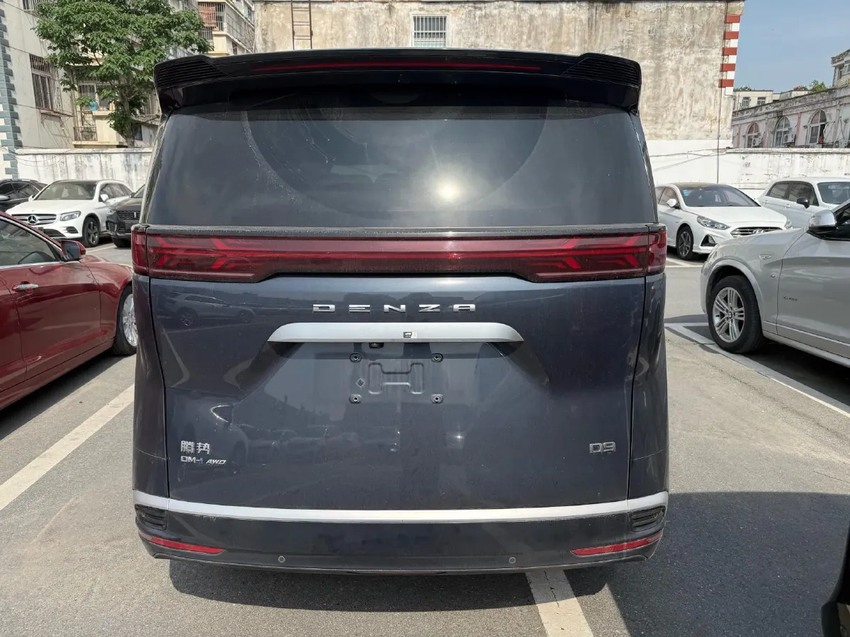 2022 Mercedes-Benz GLC Class 2.0T 197HP L4 9AT,autocango,china used car exporter,china ev exporter,chinese used car exporter,chinese used ev exporter