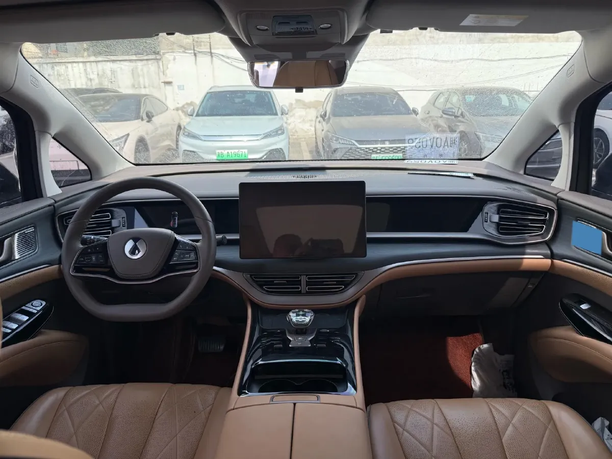 2022 Mercedes-Benz GLC Class 2.0T 197HP L4 9AT,autocango,china used car exporter,china ev exporter,chinese used car exporter,chinese used ev exporter