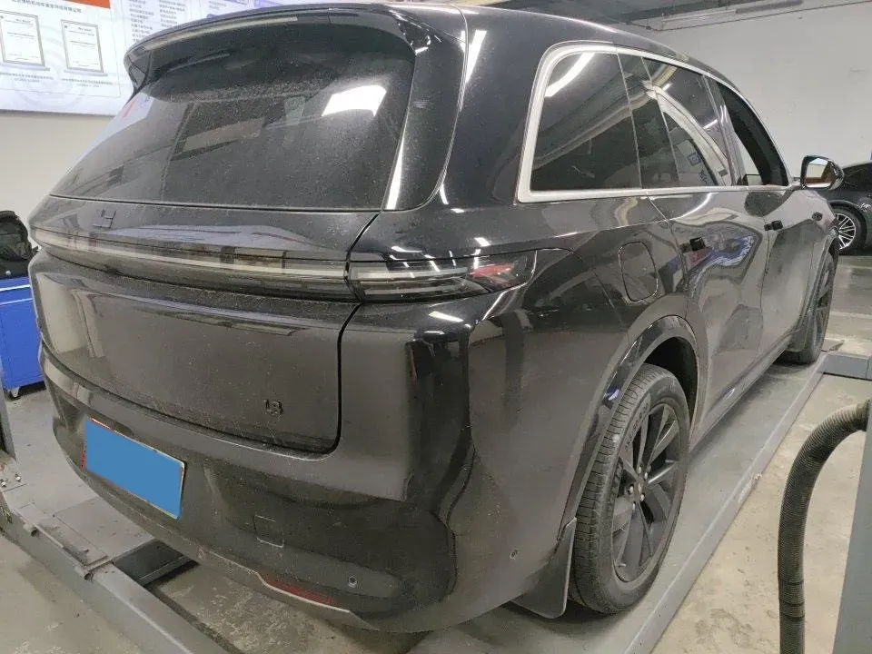 2023 Li L7 Range Extended 154HP REEV 40.9KWH,autocango,china used car exporter,china ev exporter,chinese used car exporter,chinese used ev exporter