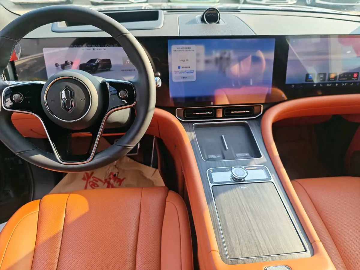 2024 AITO AITO M9 1.5T 152HP L4 REEV 42KWH,autocango,china used car exporter,china ev exporter,chinese used car exporter,chinese used ev exporter