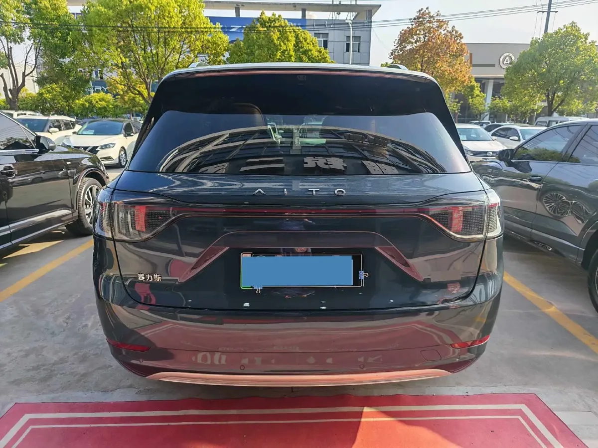 2024 AITO AITO M9 1.5T 152HP L4 REEV 42KWH,autocango,china used car exporter,china ev exporter,chinese used car exporter,chinese used ev exporter