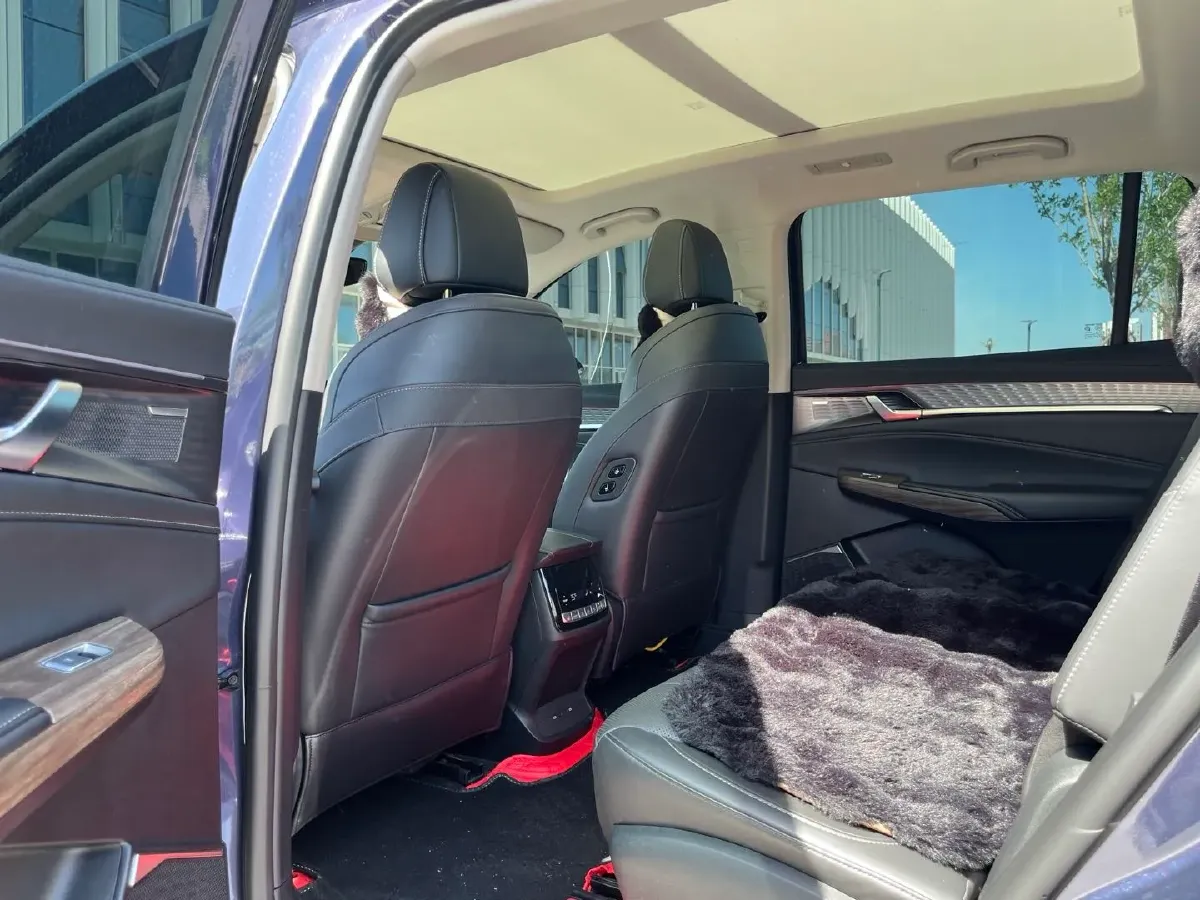 2023 Roewe RX9 2.0T 242HP L4 9AT,autocango,china used car exporter,china ev exporter,chinese used car exporter,chinese used ev exporter