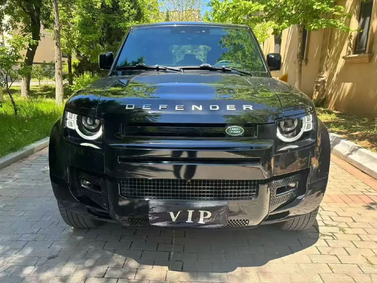 2022 Land Rover Defender 3.0T 400HP L6 8AT,autocango,china used car exporter,china ev exporter,chinese used car exporter,chinese used ev exporter