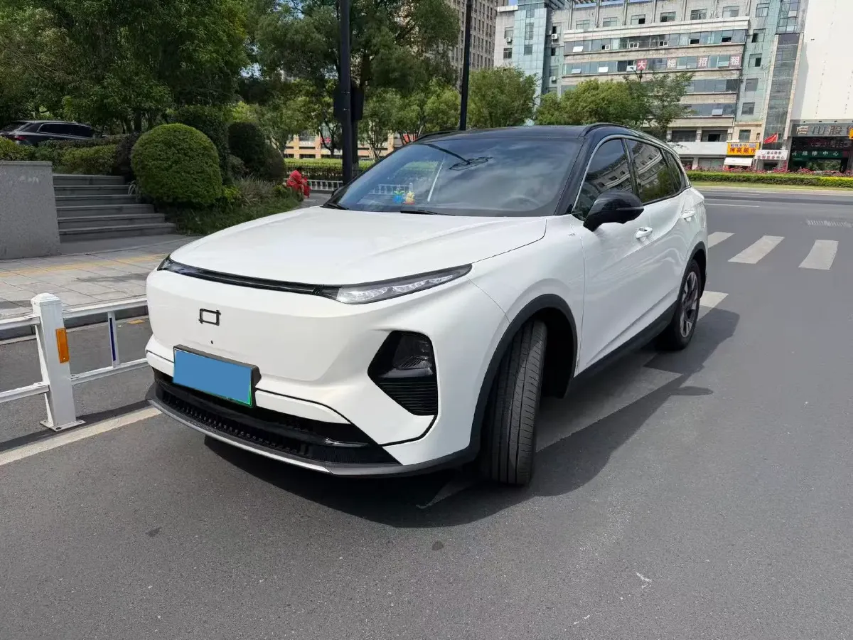 2025 Bestune YueYi 07 1.5T 150HP L4 1DHT PHEV,autocango,china used car exporter,china ev exporter,chinese used car exporter,chinese used ev exporter