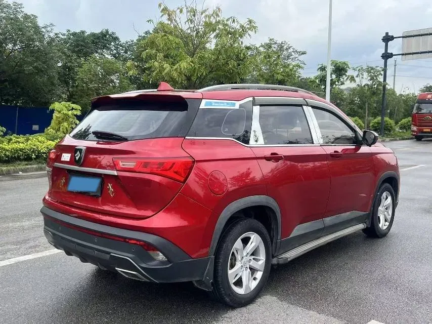2018 BaoJun 530 1.5T 150HP L4 6MT,autocango,china used car exporter,china ev exporter,chinese used car exporter,chinese used ev exporter