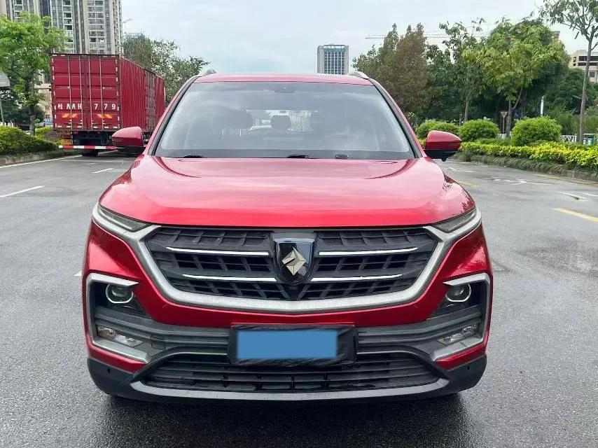 2018 BaoJun 530 1.5T 150HP L4 6MT,autocango,china used car exporter,china ev exporter,chinese used car exporter,chinese used ev exporter