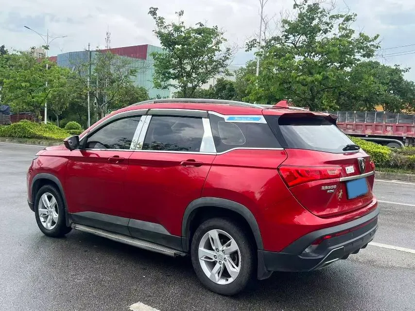 2018 BaoJun 530 1.5T 150HP L4 6MT,autocango,china used car exporter,china ev exporter,chinese used car exporter,chinese used ev exporter