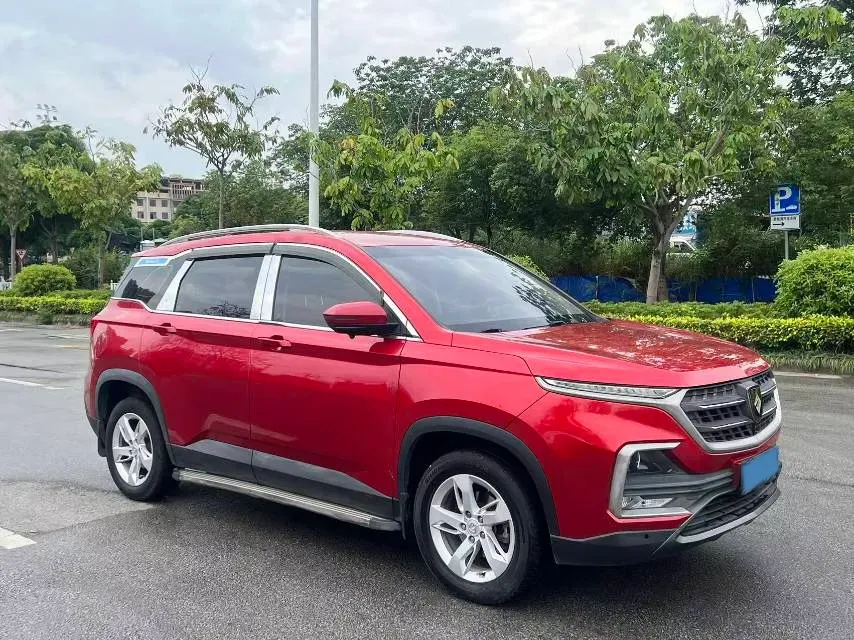 2018 BaoJun 530 1.5T 150HP L4 6MT,autocango,china used car exporter,china ev exporter,chinese used car exporter,chinese used ev exporter