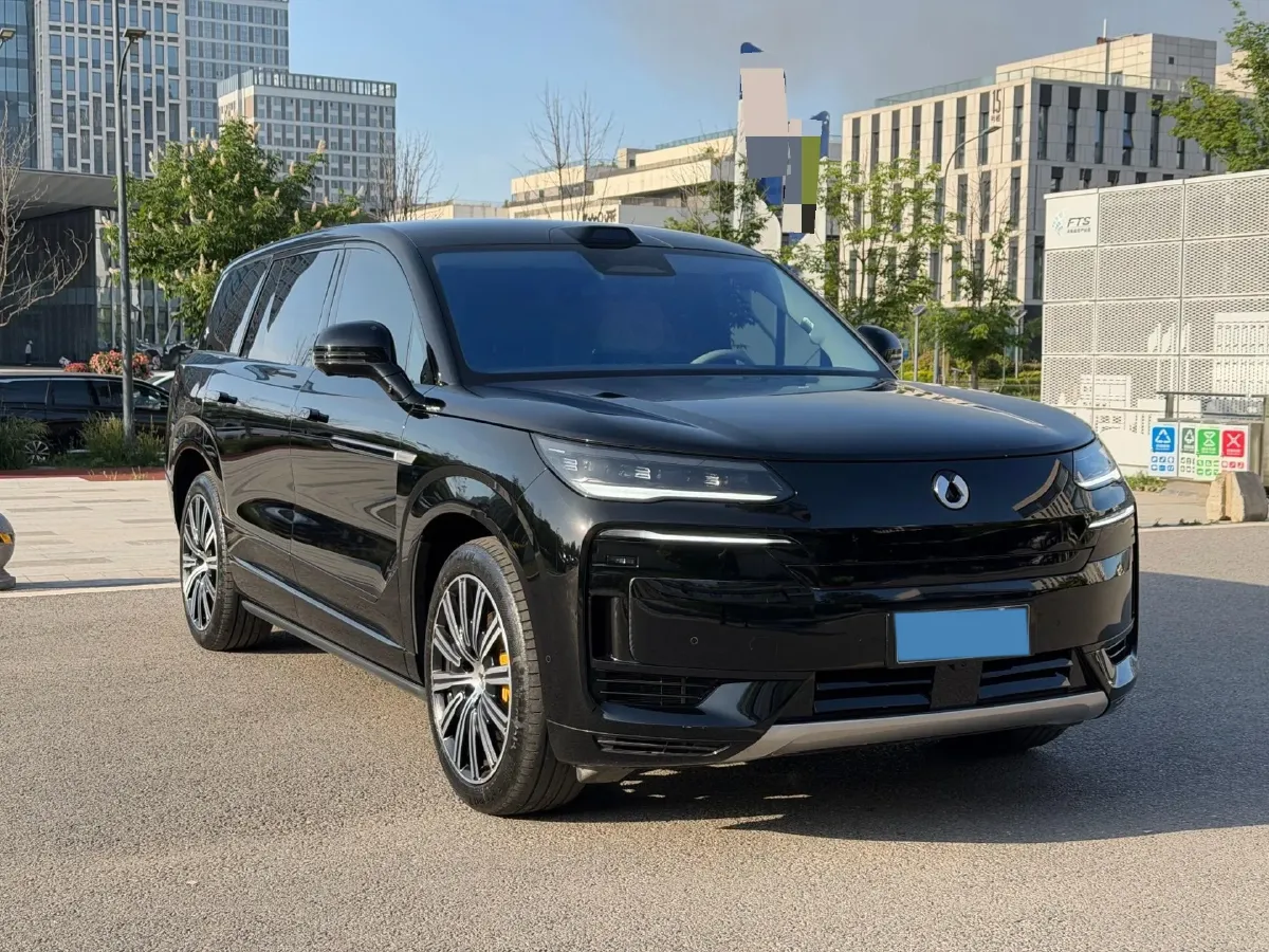 2025 Denza DenzaN9 2.0T 207HP L4 E-CVT PHEV,autocango,china used car exporter,china ev exporter,chinese used car exporter,chinese used ev exporter