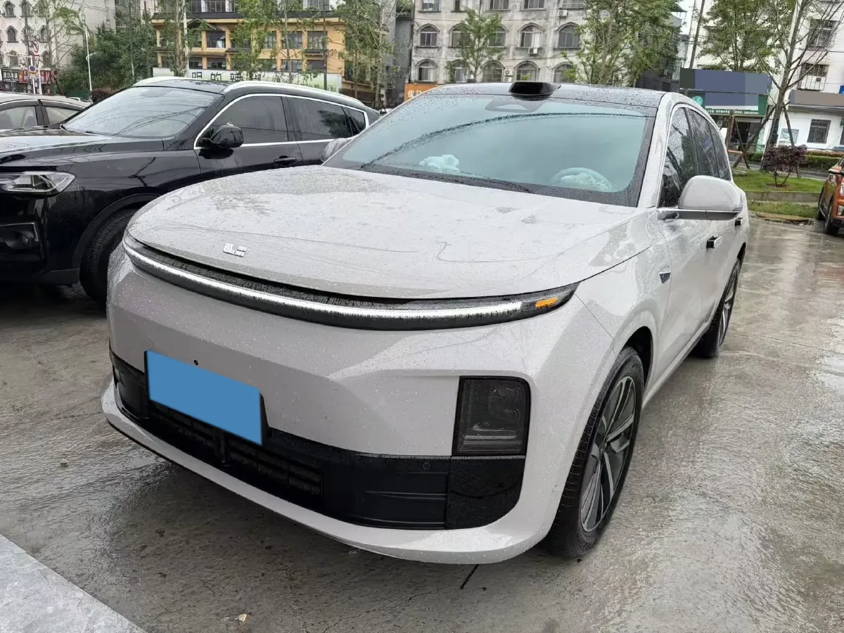 2024 Li L6 Range Extended 154HP L4 REEV 36.8KWH,autocango,china used car exporter,china ev exporter,chinese used car exporter,chinese used ev exporter