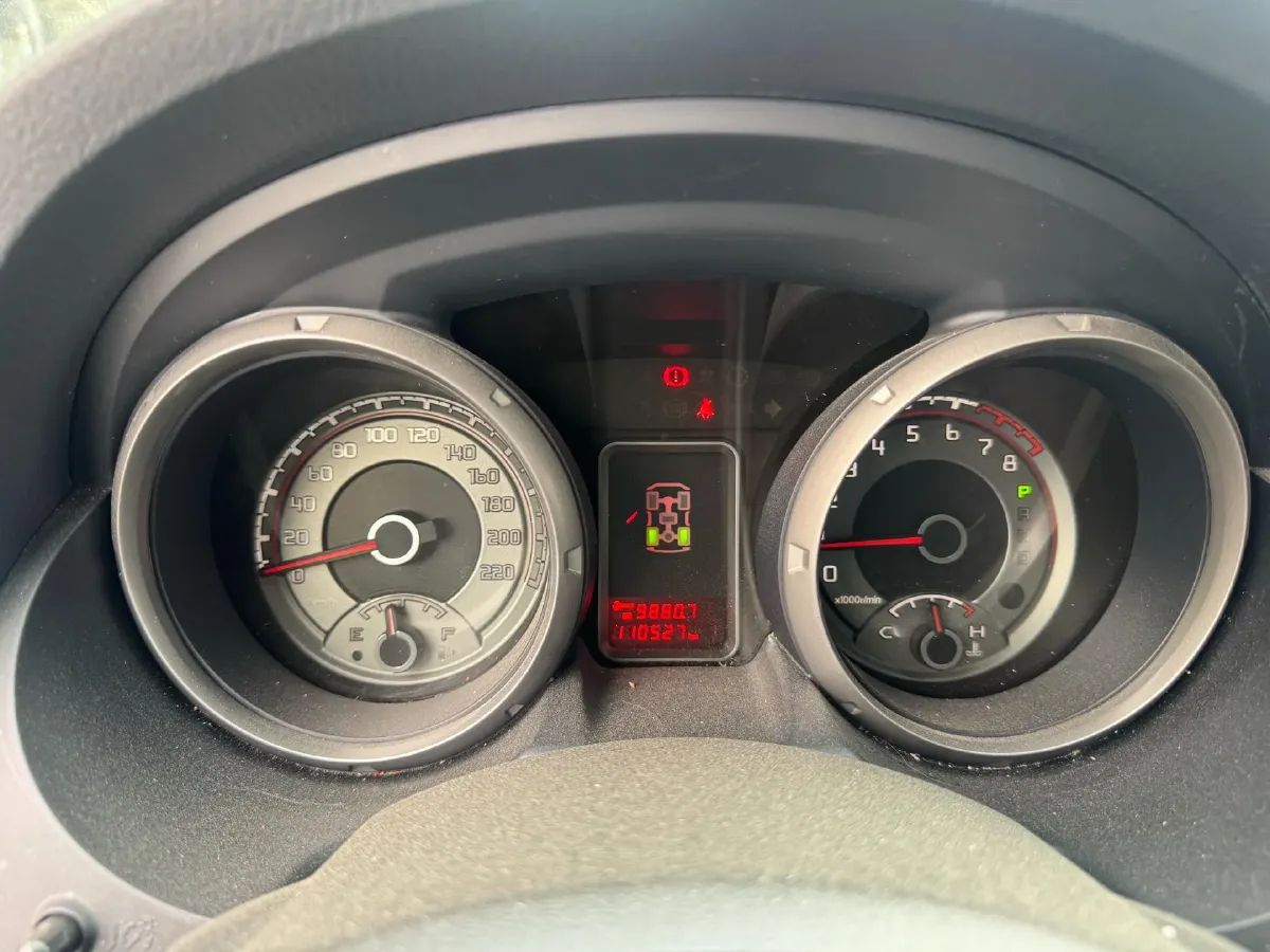 2017 Honda Jade 1.8L 141HP L4 5AT,autocango,china used car exporter,china ev exporter,chinese used car exporter,chinese used ev exporter