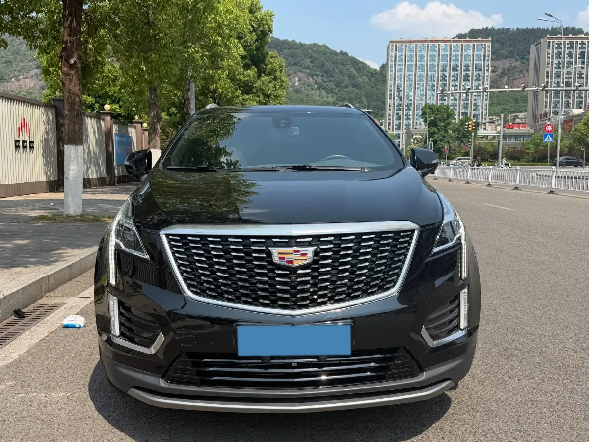 2022 Cadillac XT5 2.0T 237HP L4 9AT,autocango,china used car exporter,china ev exporter,chinese used car exporter,chinese used ev exporter