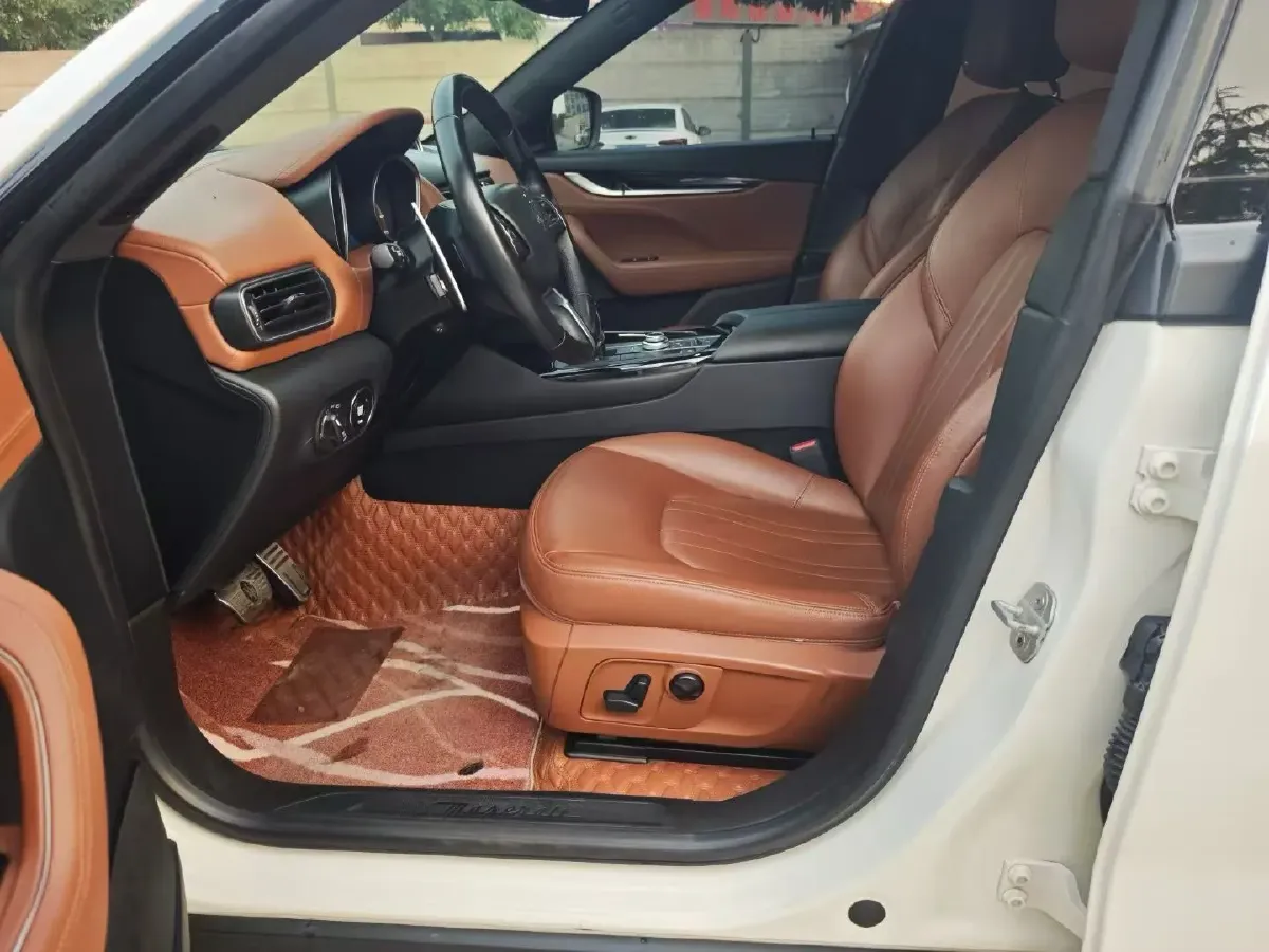 2018 Maserati Levante 3.0T 350HP V6 8AT,autocango,china used car exporter,china ev exporter,chinese used car exporter,chinese used ev exporter