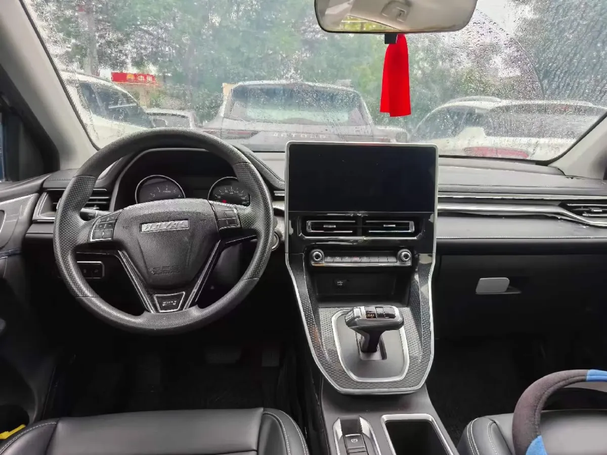 2021 Haval M6 1.5T 150HP L4 7DCT,autocango,china used car exporter,china ev exporter,chinese used car exporter,chinese used ev exporter