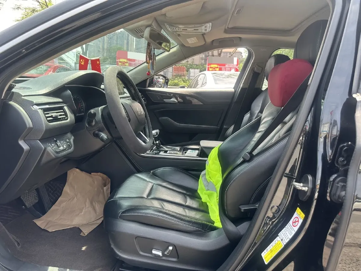 2019 HongQi H5 1.8T 180HP L4 6AT,autocango,china used car exporter,china ev exporter,chinese used car exporter,chinese used ev exporter