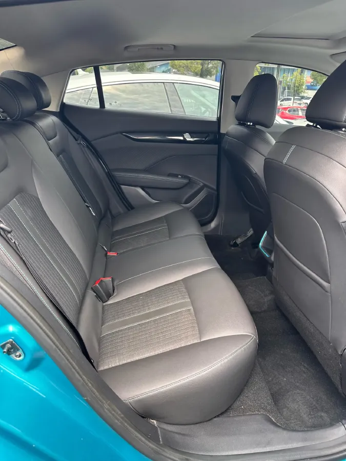 2021 DongFeng Aeolus YiXuan 1.5T 150HP L4 6DCT,autocango,china used car exporter,china ev exporter,chinese used car exporter,chinese used ev exporter