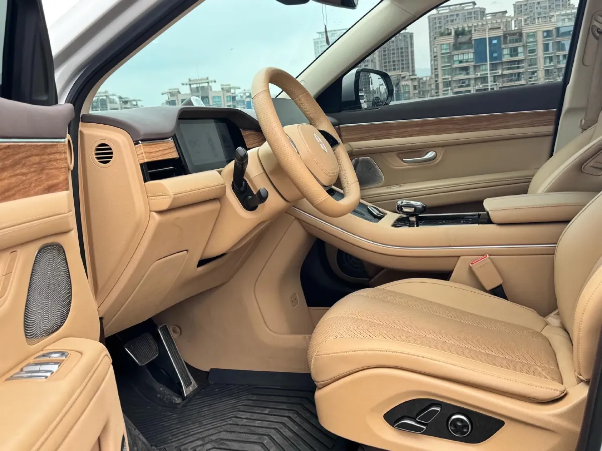 2024 Jaguar E-PACE 1.5T 200HP L3 8AT,autocango,china used car exporter,china ev exporter,chinese used car exporter,chinese used ev exporter