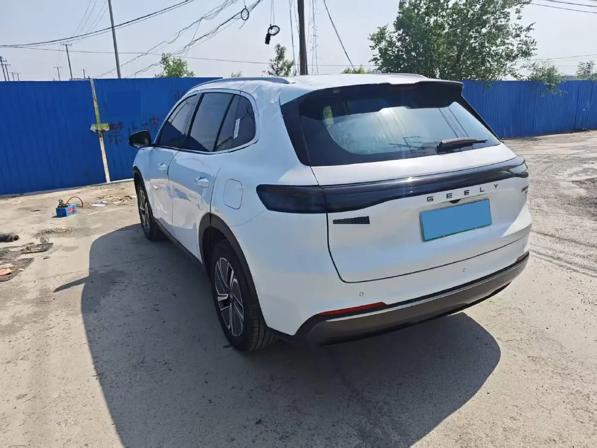 2025 WuLing XingGuangS 1.5L 106HP L4 E-CVT PHEV,autocango,china used car exporter,china ev exporter,chinese used car exporter,chinese used ev exporter