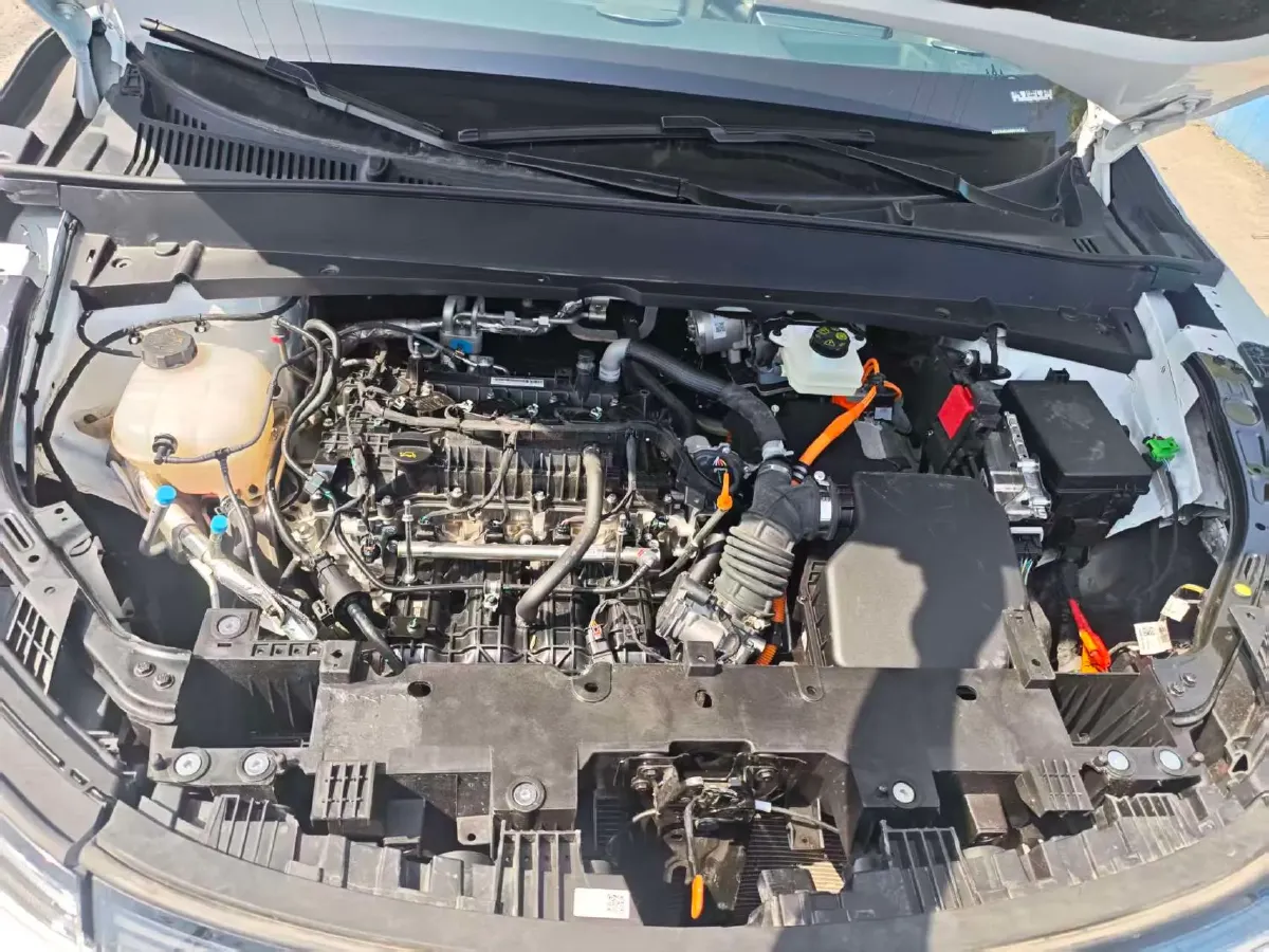 2025 WuLing XingGuangS 1.5L 106HP L4 E-CVT PHEV,autocango,china used car exporter,china ev exporter,chinese used car exporter,chinese used ev exporter