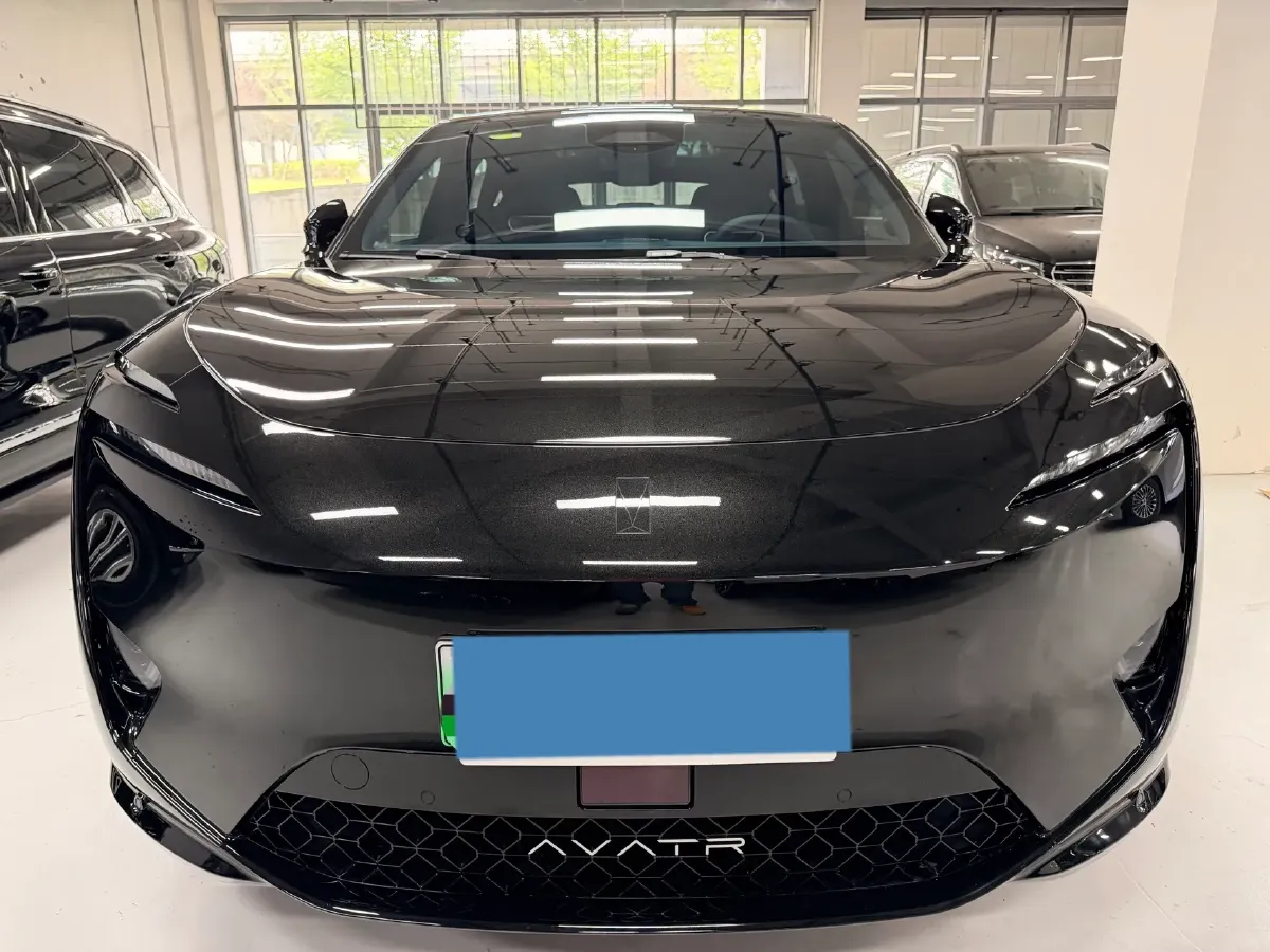 2025 Avatr 11 1.5T 156HP L4 REEV,autocango,china used car exporter,china ev exporter,chinese used car exporter,chinese used ev exporter