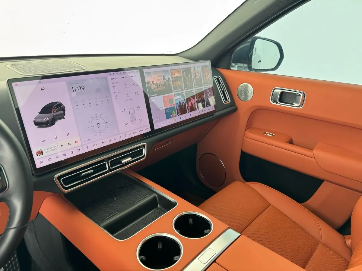 2023 Li L8 Range Extended 154HP REEV 40.9KWH,autocango,china used car exporter,china ev exporter,chinese used car exporter,chinese used ev exporter
