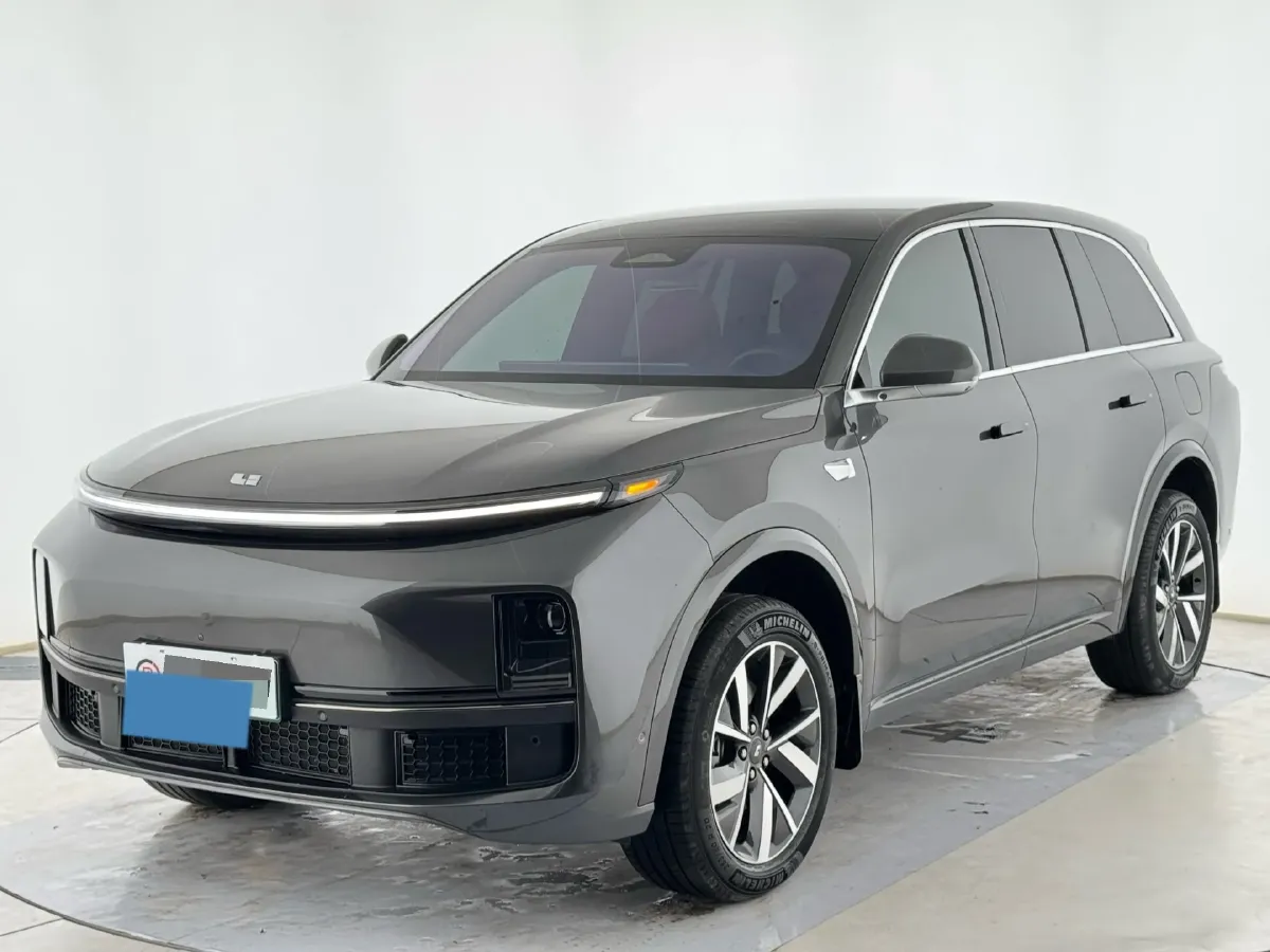 2023 Li L8 Range Extended 154HP REEV 40.9KWH,autocango,china used car exporter,china ev exporter,chinese used car exporter,chinese used ev exporter