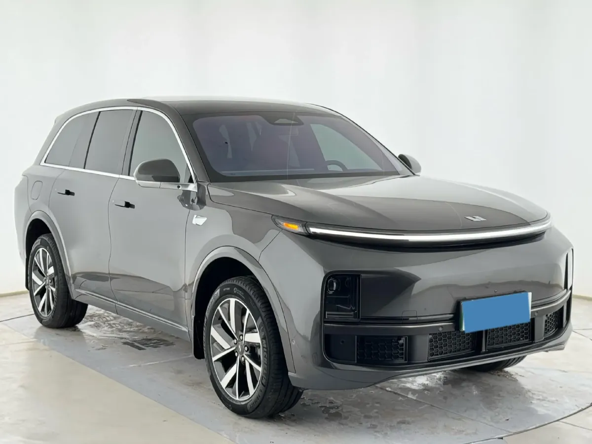 2023 Li L8 Range Extended 154HP REEV 40.9KWH,autocango,china used car exporter,china ev exporter,chinese used car exporter,chinese used ev exporter