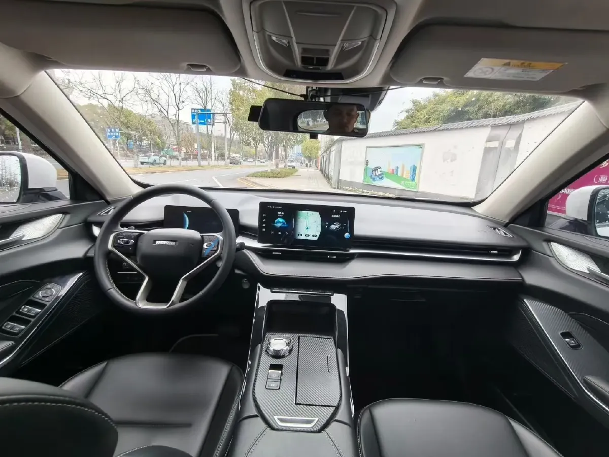 2022 Haval H6 1.5T 184HP L4 7DCT,autocango,china used car exporter,china ev exporter,chinese used car exporter,chinese used ev exporter
