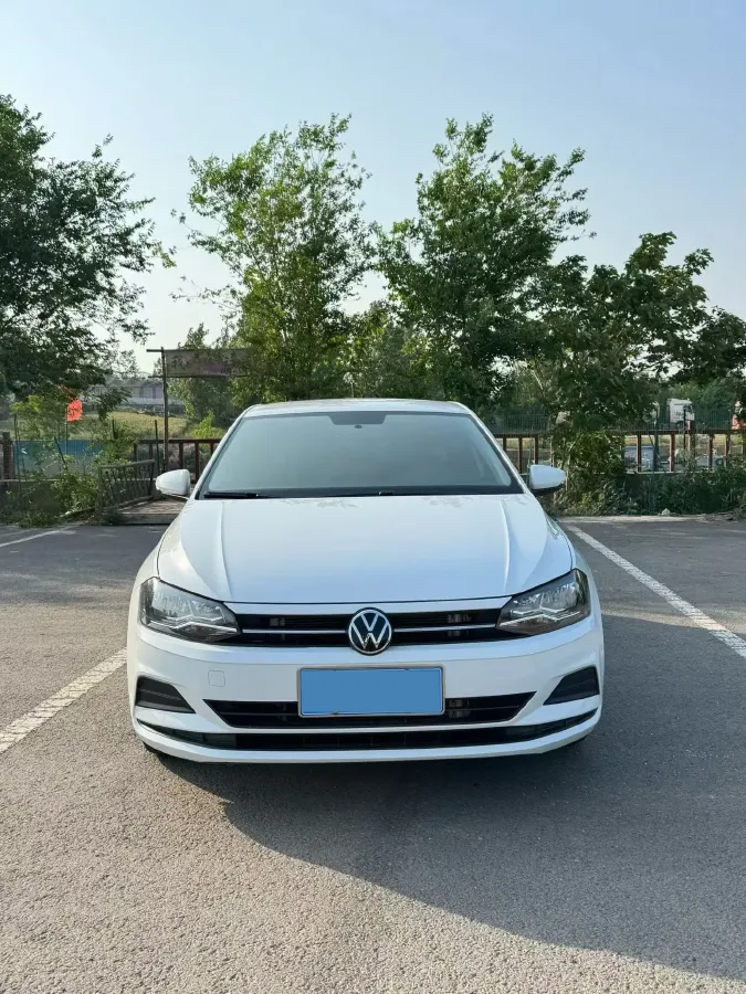 2023 Volkswagen Polo 1.5L 113HP L4 6AT,autocango,china used car exporter,china ev exporter,chinese used car exporter,chinese used ev exporter