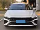 2022 Hyundai Elantra 1.5L 115HP L4 CVT