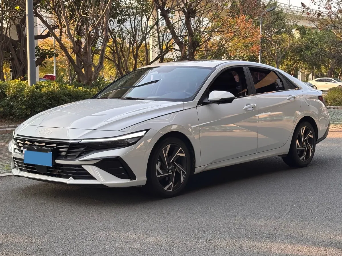 2022 Hyundai Elantra 1.5L 115HP L4 CVT,autocango,china used car exporter,china ev exporter,chinese used car exporter,chinese used ev exporter