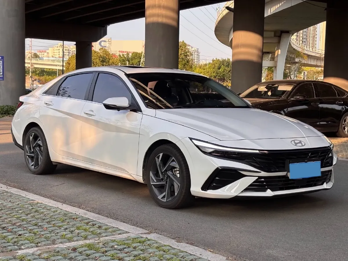 2022 Hyundai Elantra 1.5L 115HP L4 CVT,autocango,china used car exporter,china ev exporter,chinese used car exporter,chinese used ev exporter