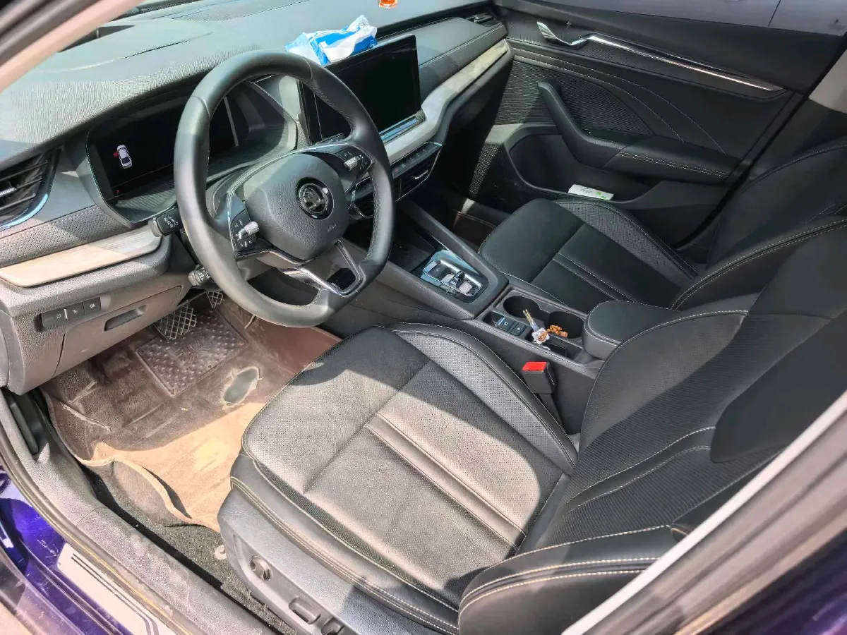 2022 Skoda Octavia 1.4T 150HP L4 7DCT,autocango,china used car exporter,china ev exporter,chinese used car exporter,chinese used ev exporter