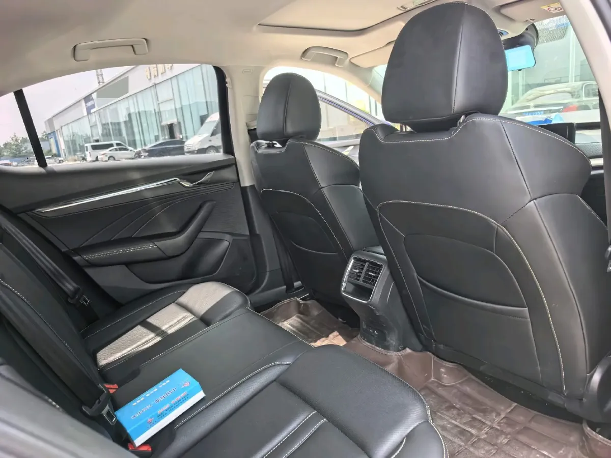2022 Skoda Octavia 1.4T 150HP L4 7DCT,autocango,china used car exporter,china ev exporter,chinese used car exporter,chinese used ev exporter