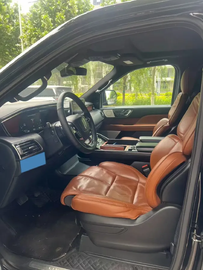 2018 Lincoln Navigator 3.5T 415HP V6 10AT,autocango,china used car exporter,china ev exporter,chinese used car exporter,chinese used ev exporter