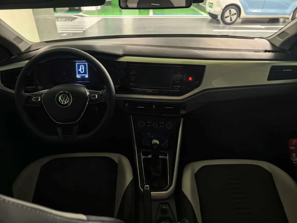 2019 Volkswagen Polo 1.5L 113HP L4 6AT,autocango,china used car exporter,china ev exporter,chinese used car exporter,chinese used ev exporter