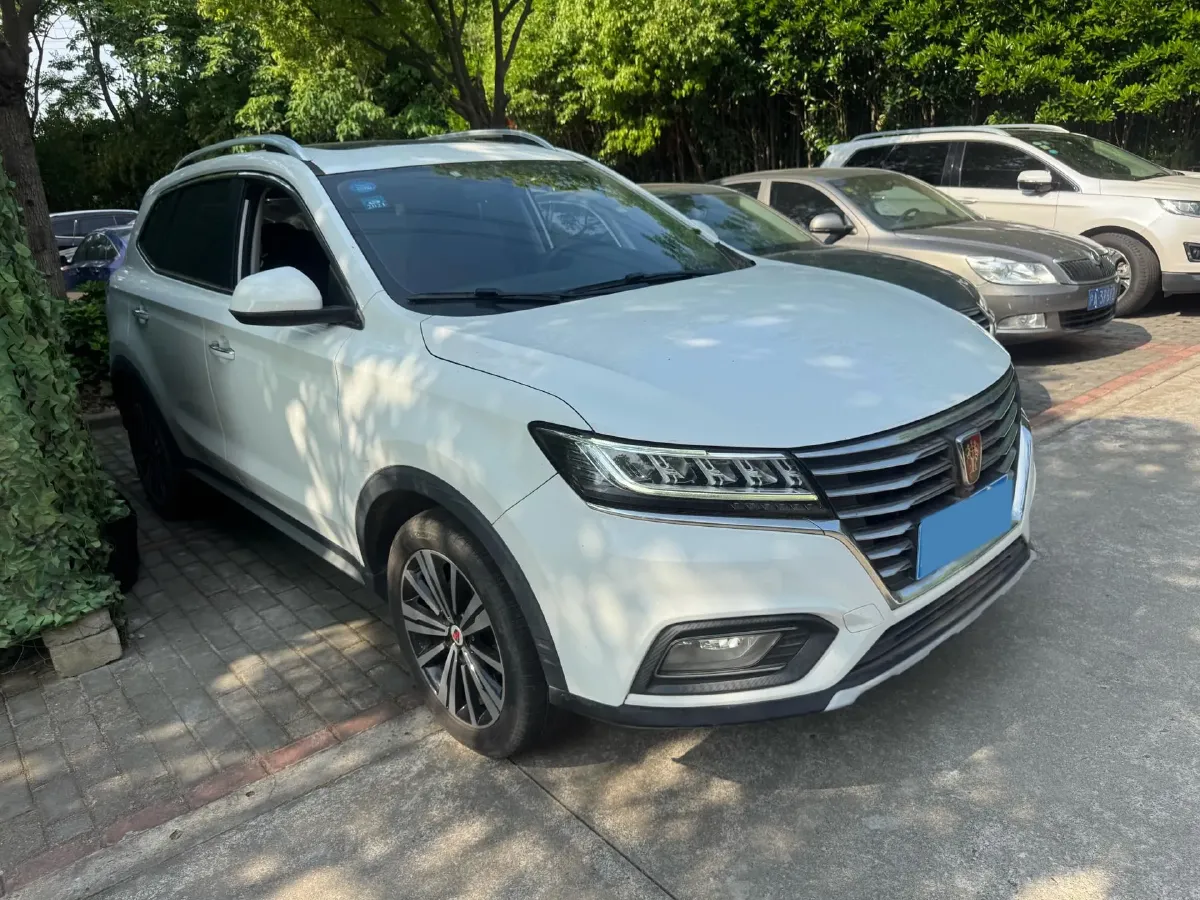 2019 Roewe i6 1.5T 169HP L4 7DCT,autocango,china used car exporter,china ev exporter,chinese used car exporter,chinese used ev exporter