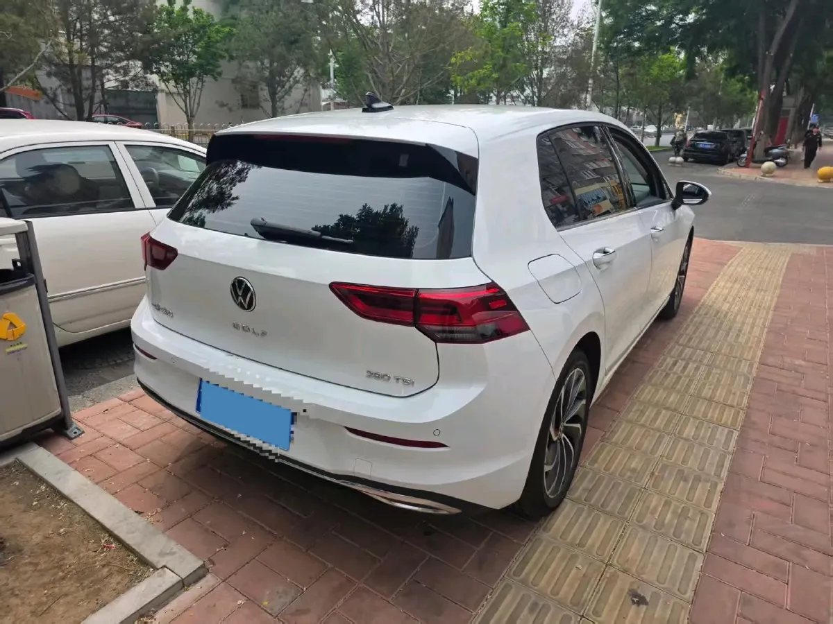2024 Volkswagen Golf 1.4T 150HP L4 7DCT,autocango,china used car exporter,china ev exporter,chinese used car exporter,chinese used ev exporter