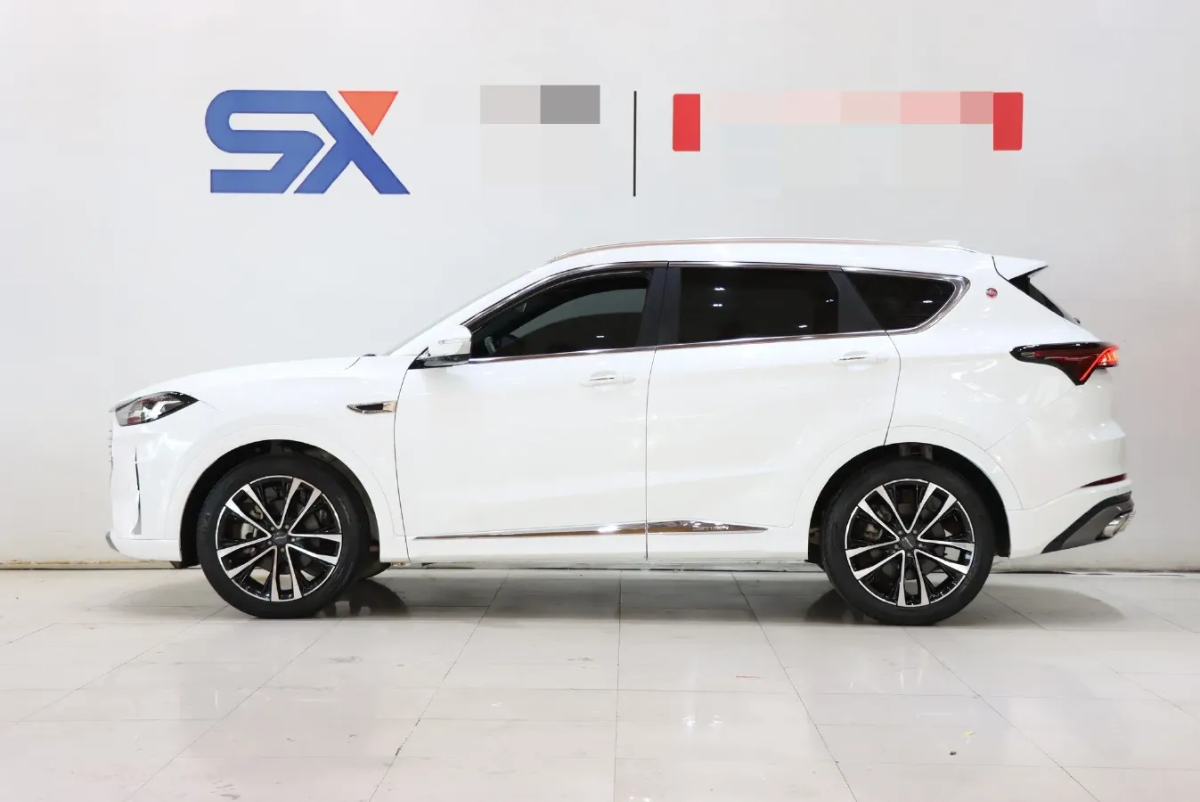 2021 Chery Tiggo 8 Plus 1.6T 197HP L4 7DCT,autocango,china used car exporter,china ev exporter,chinese used car exporter,chinese used ev exporter