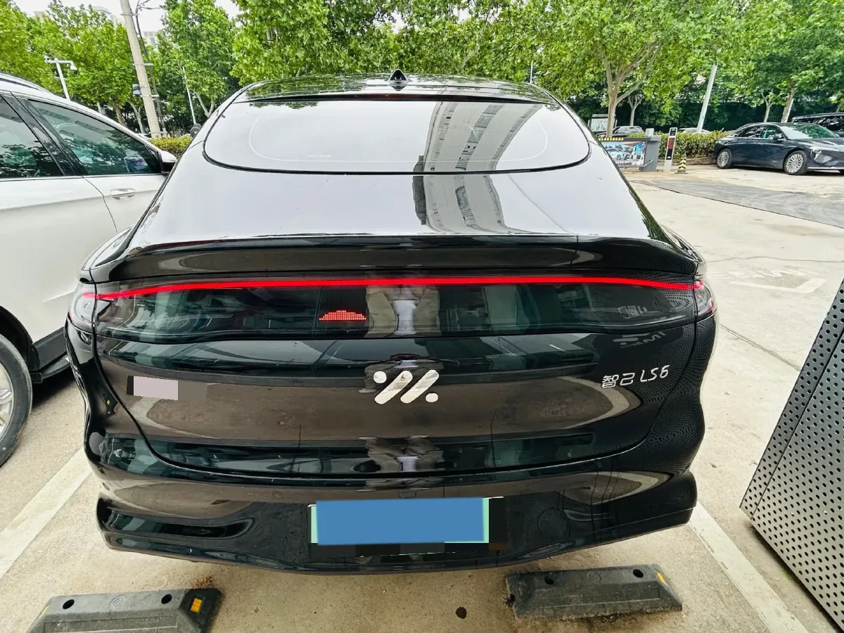 2026 IM LS6 REEV 155HP REEV,autocango,china used car exporter,china ev exporter,chinese used car exporter,chinese used ev exporter