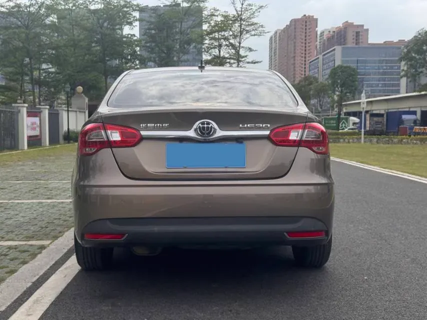 2017 Brilliance Auto H530 1.6L 118HP L4 5AT,autocango,china used car exporter,china ev exporter,chinese used car exporter,chinese used ev exporter