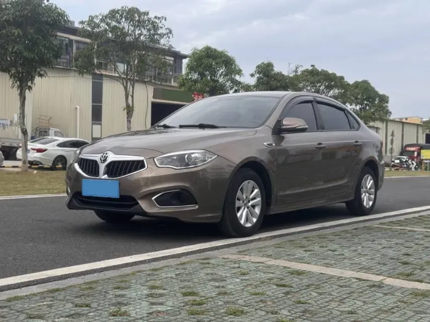 2017 Brilliance Auto H530 1.6L 118HP L4 5AT,autocango,china used car exporter,china ev exporter,chinese used car exporter,chinese used ev exporter