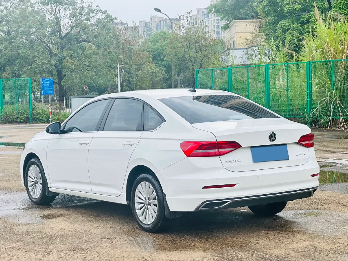2021 Volkswagen Lavida 1.5L 113HP L4 6AT,autocango,china used car exporter,china ev exporter,chinese used car exporter,chinese used ev exporter