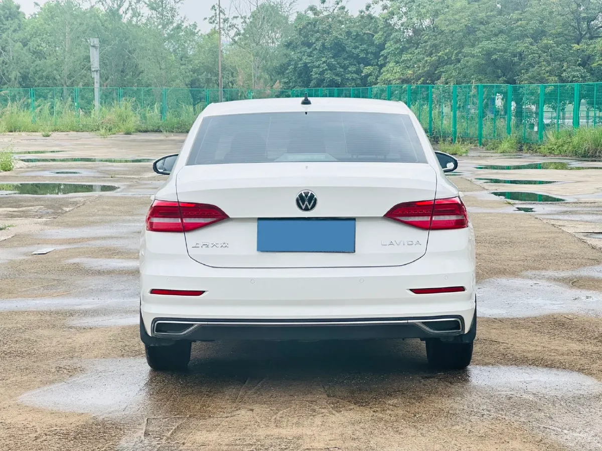 2021 Volkswagen Lavida 1.5L 113HP L4 6AT,autocango,china used car exporter,china ev exporter,chinese used car exporter,chinese used ev exporter