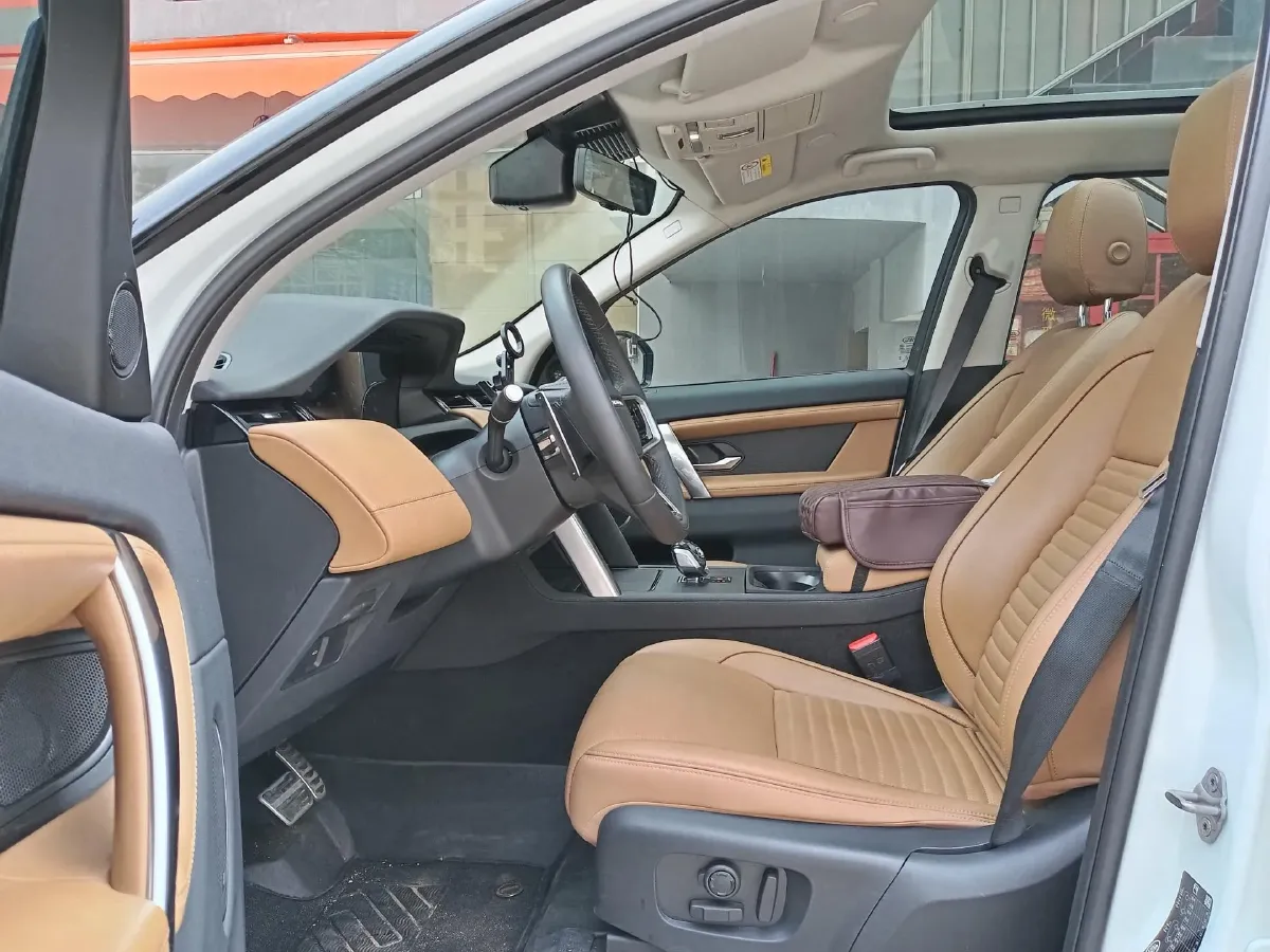 2024 Land Rover Discovery Sport 2.0T 249HP L4 9AT,autocango,china used car exporter,china ev exporter,chinese used car exporter,chinese used ev exporter