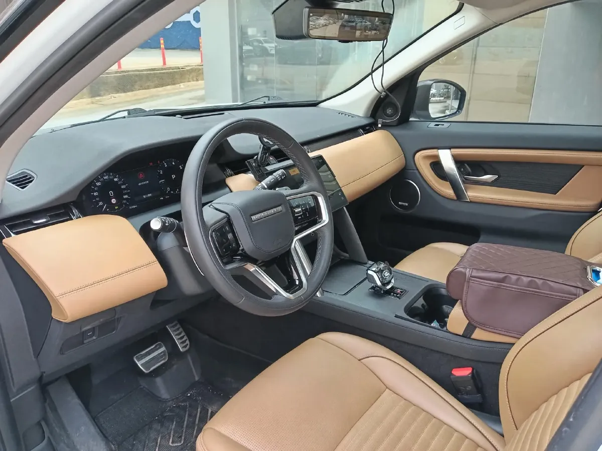 2024 Land Rover Discovery Sport 2.0T 249HP L4 9AT,autocango,china used car exporter,china ev exporter,chinese used car exporter,chinese used ev exporter