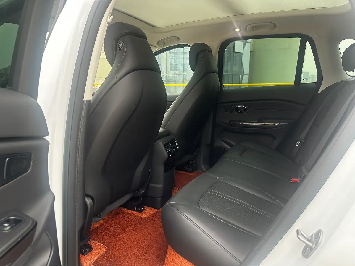 2020 NIO ES6 BEV 70KWH,autocango,china used car exporter,china ev exporter,chinese used car exporter,chinese used ev exporter